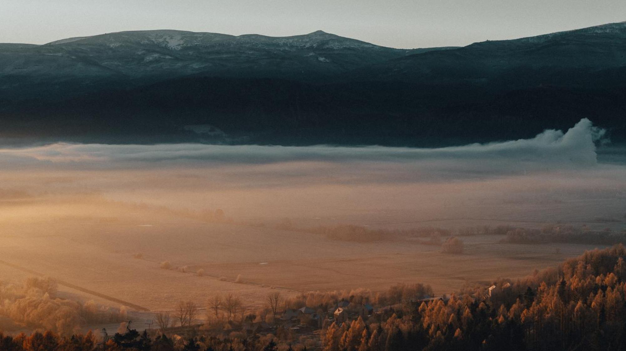 Flowfort - Karkonosze View & & Wellness Holiday home